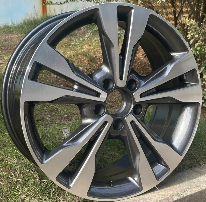 Lumen S505 Gunmetal Machined Face alloy wheel
