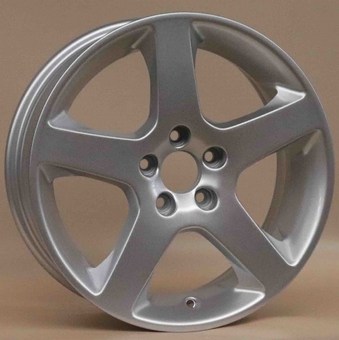 Vega S802 Silver alloy wheel